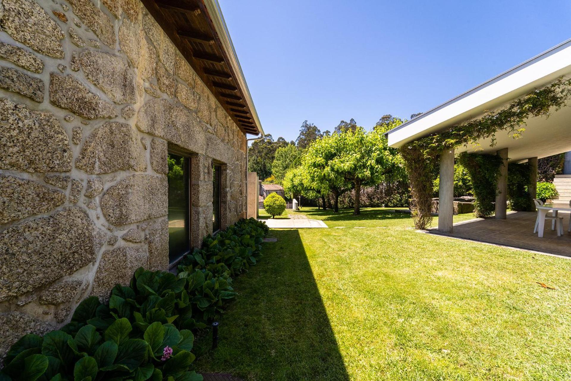 Casa De Silvares Fafe - Moradia Premium Com Piscina By House And People Regadas Екстер'єр фото
